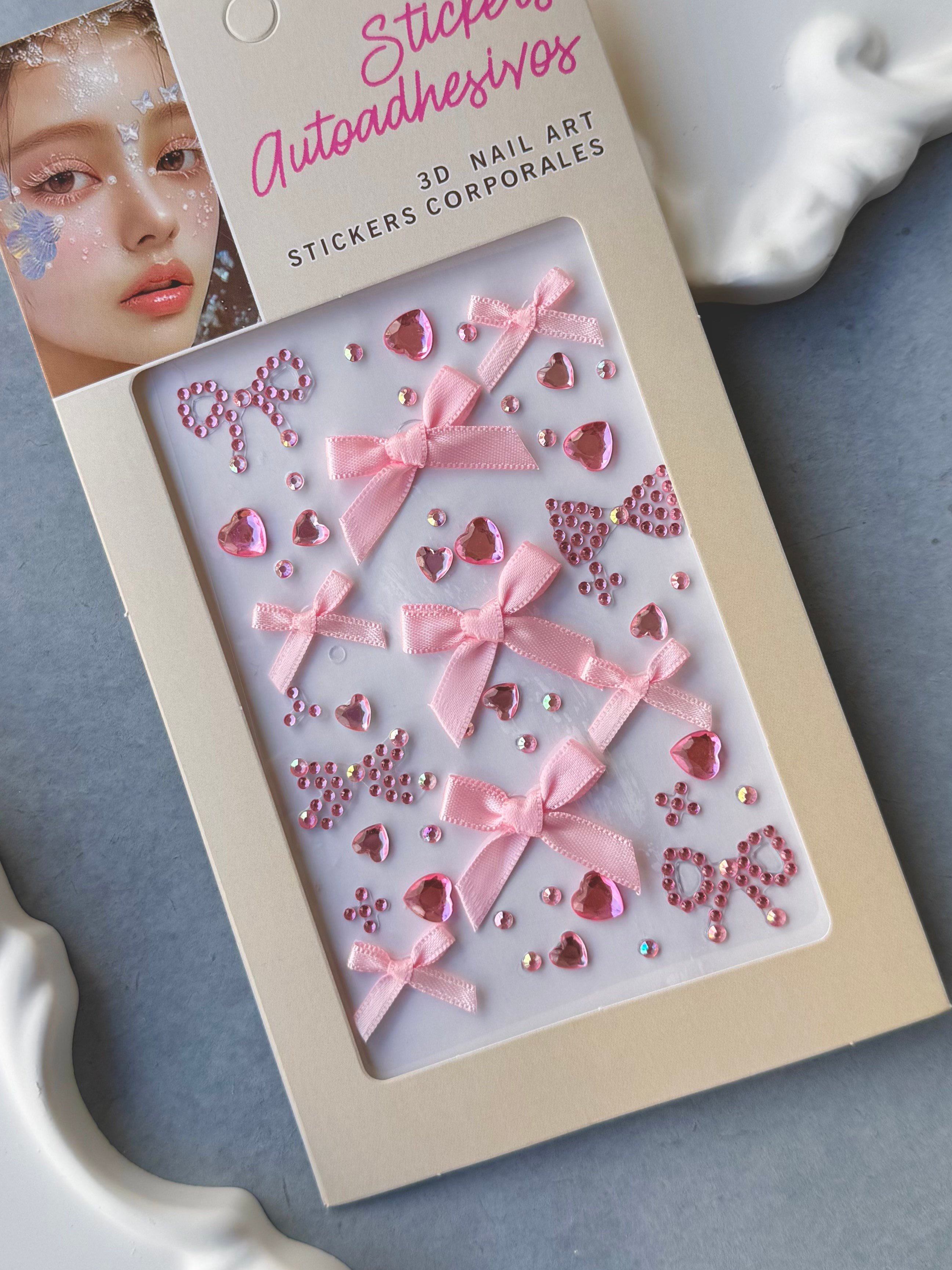 Pembe Kalp ve Kurdele Detaylı Saç ve Yüz Taşı 