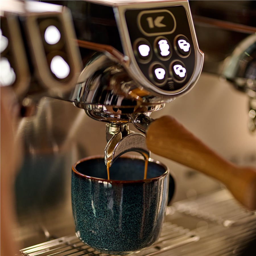 Elektra Evok Tall Cup Tam Otomatik 3 Gruplu Siyah Espresso Kahve Makinesi