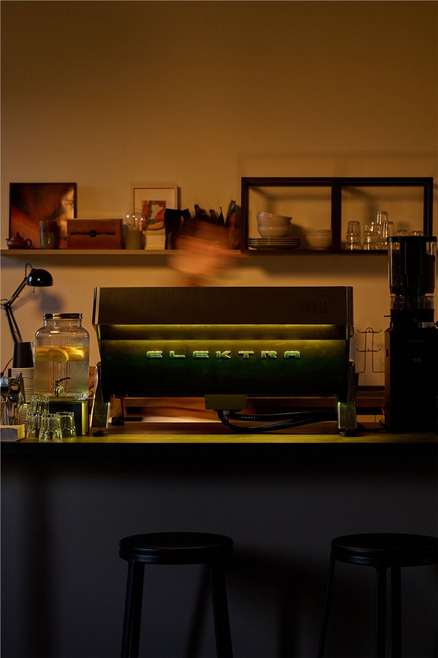Elektra Indie Tam Otomatik 2 Gruplu Buz Beyazı Espresso Kahve Makinesi