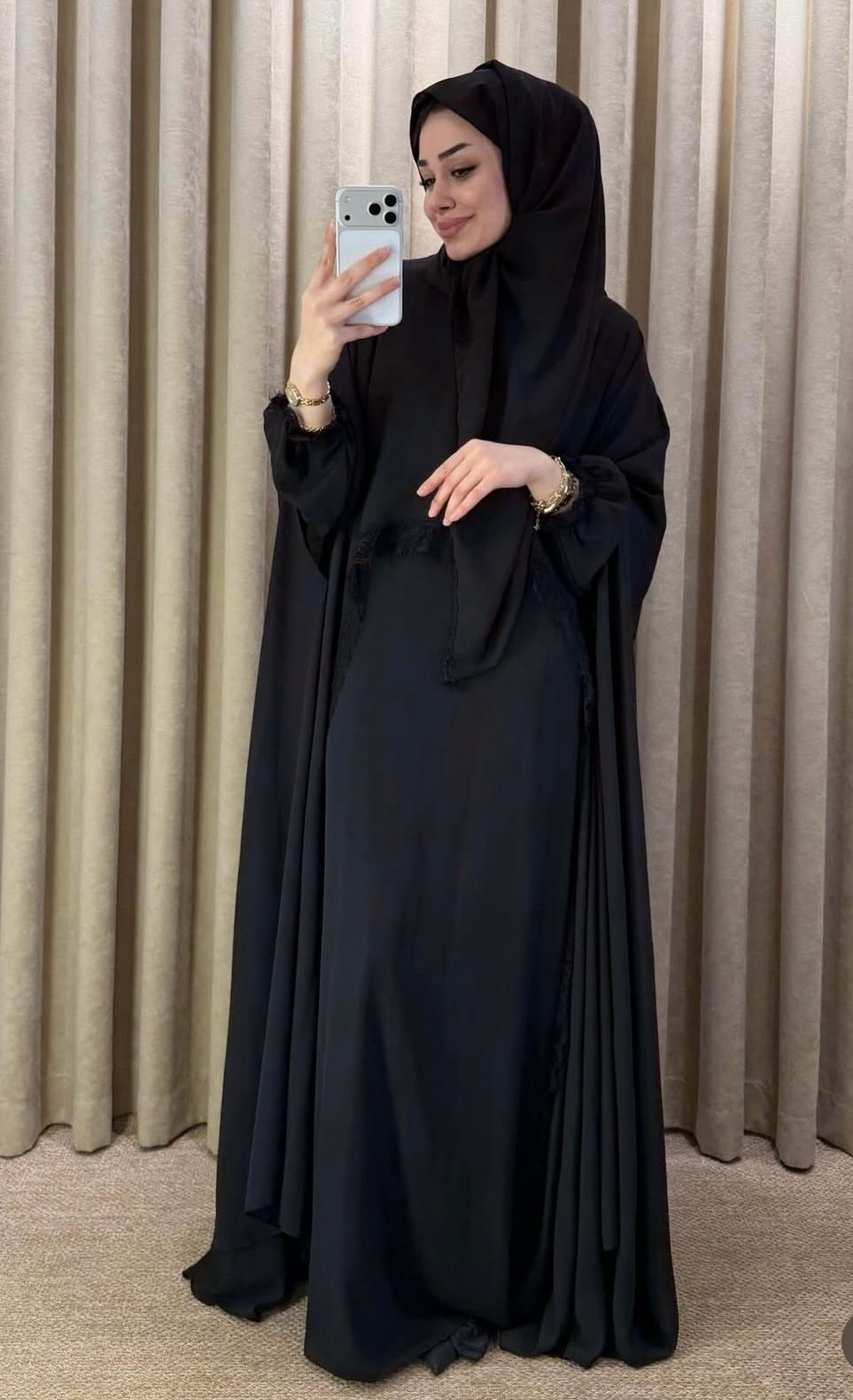 Ayzin Abaya 