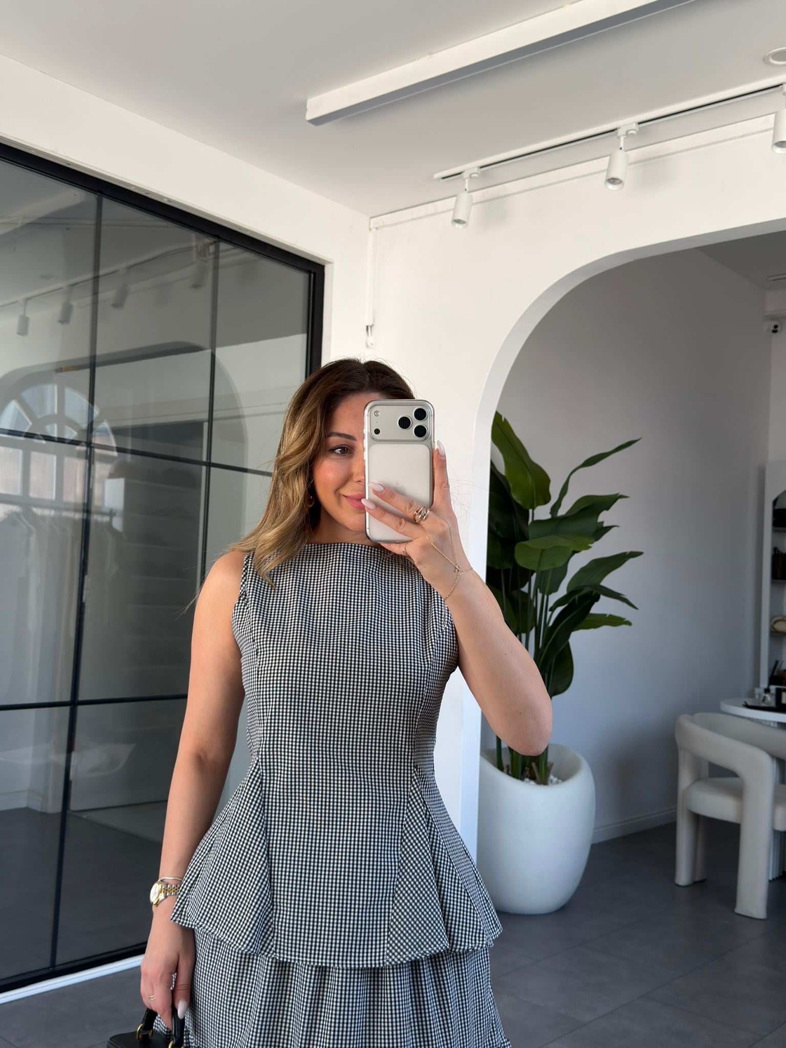 Pötikare Desenli Sıfır Kol Bluz 5407