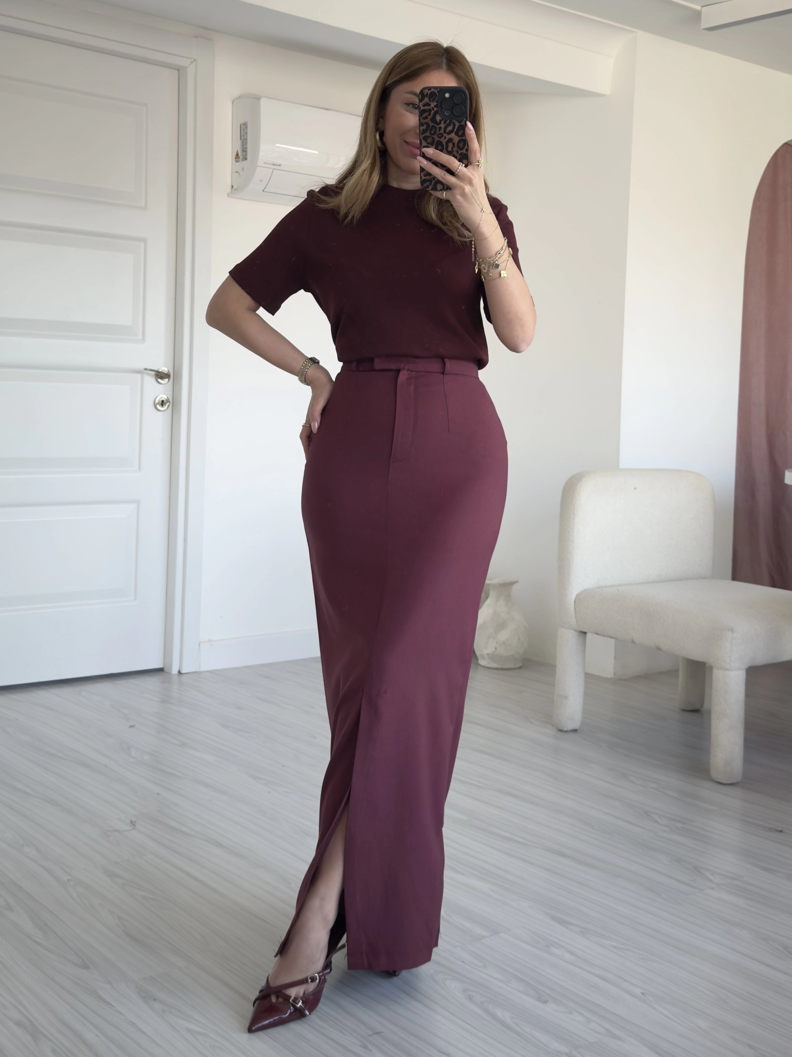 Bordo Önü Yırtmaçlı Kalem Etek
