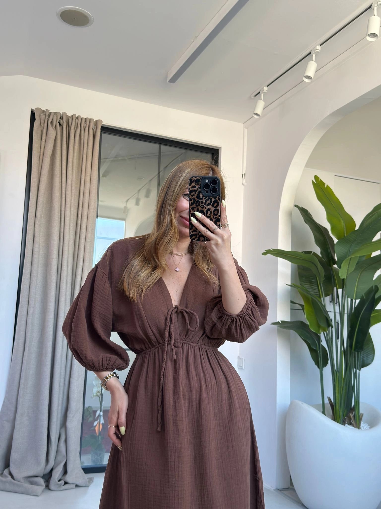 KAHVE BALON KOL MÜSLİN ELBİSE