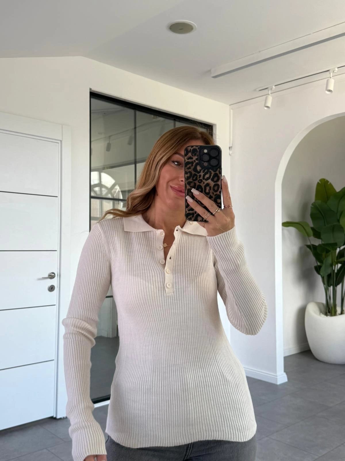 KREM POLO YAKA 5 DÜĞMELİ TRİKO