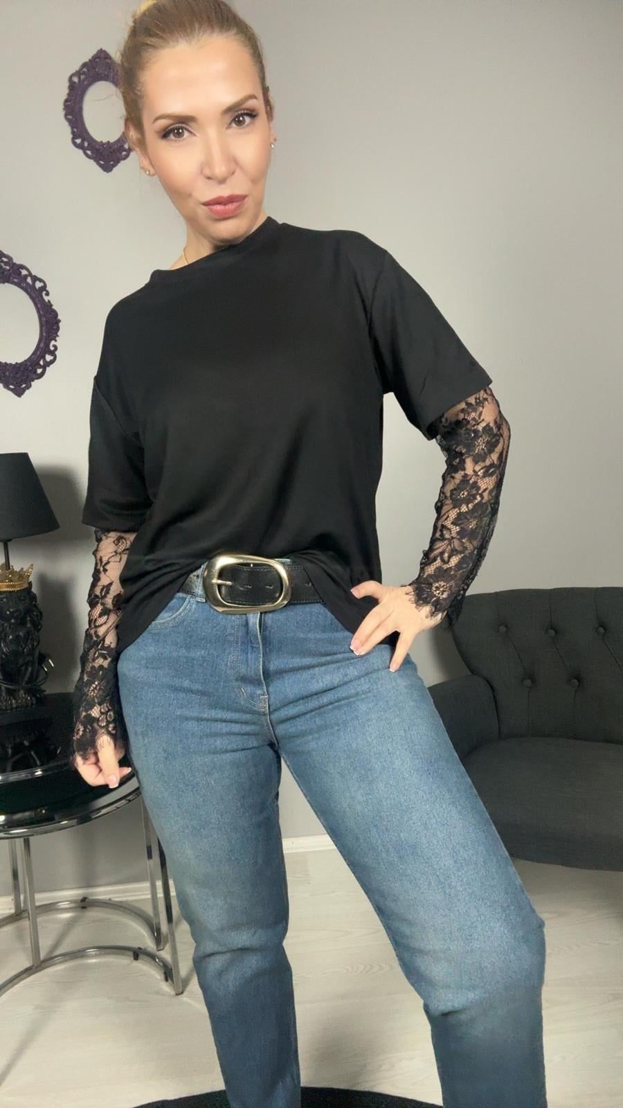 Dantel Detaylı Bluz