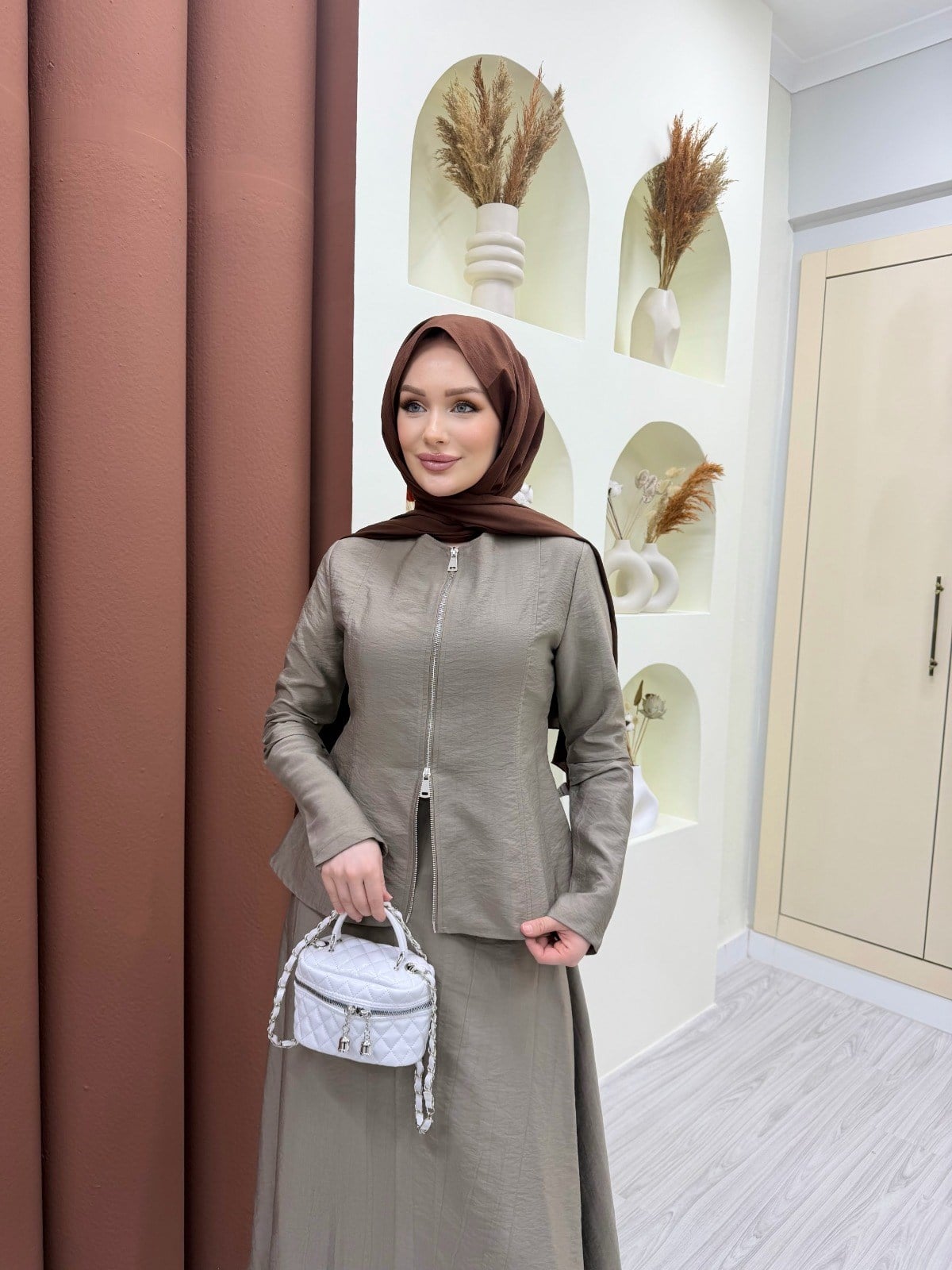 Velina Etekli Takım Vizon