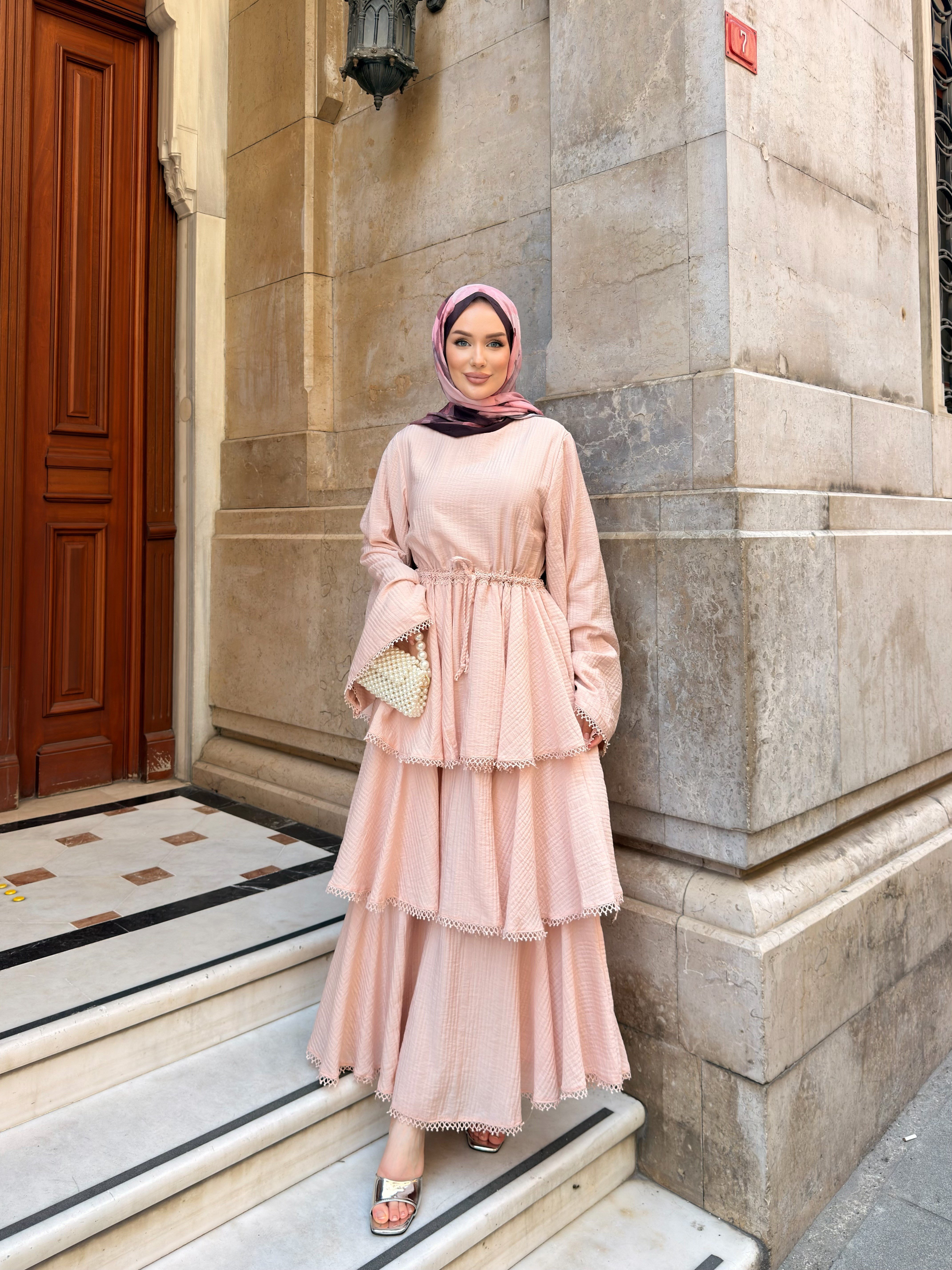 YORYO DANTEL DETAYLI KAT KAT ELBİSE | PEMBE