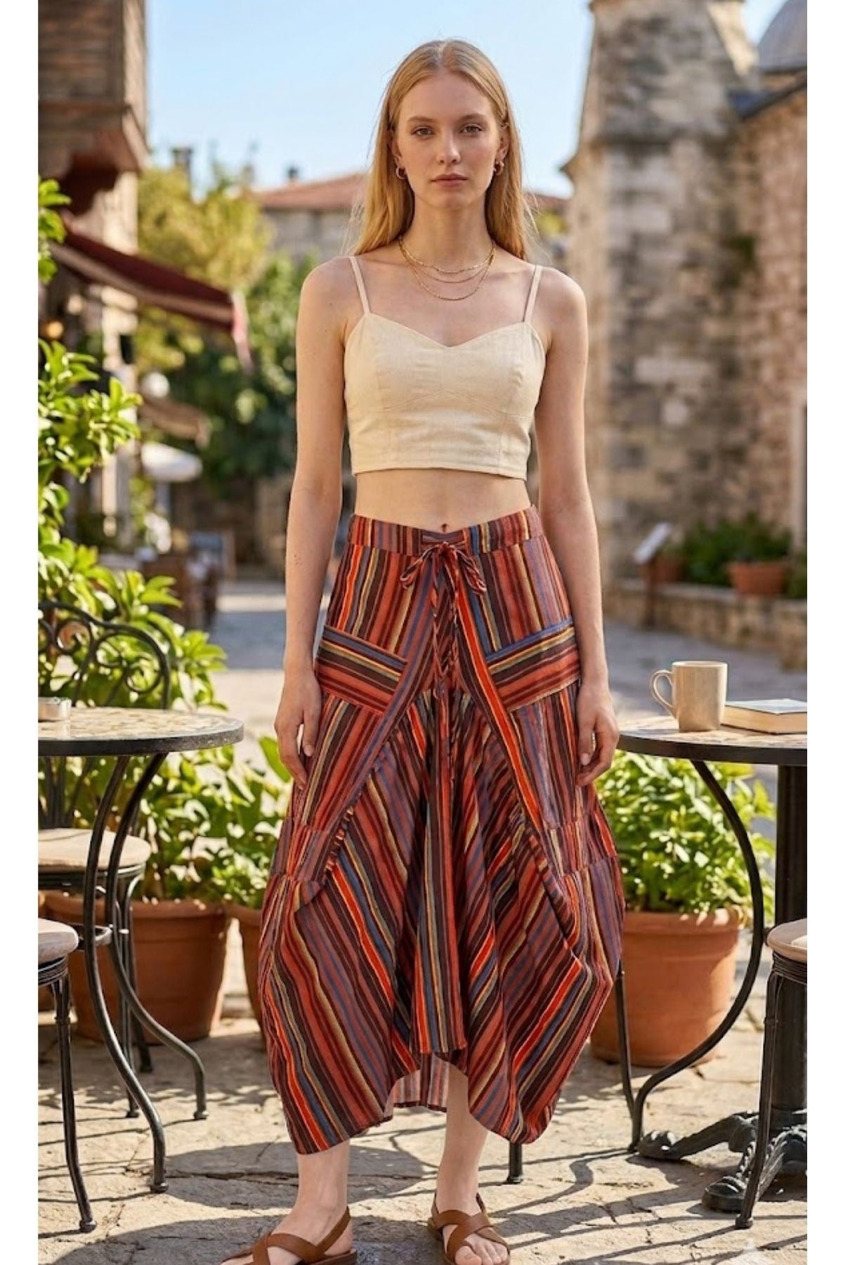 Beli Bağcıklı Cepli Balon Etek