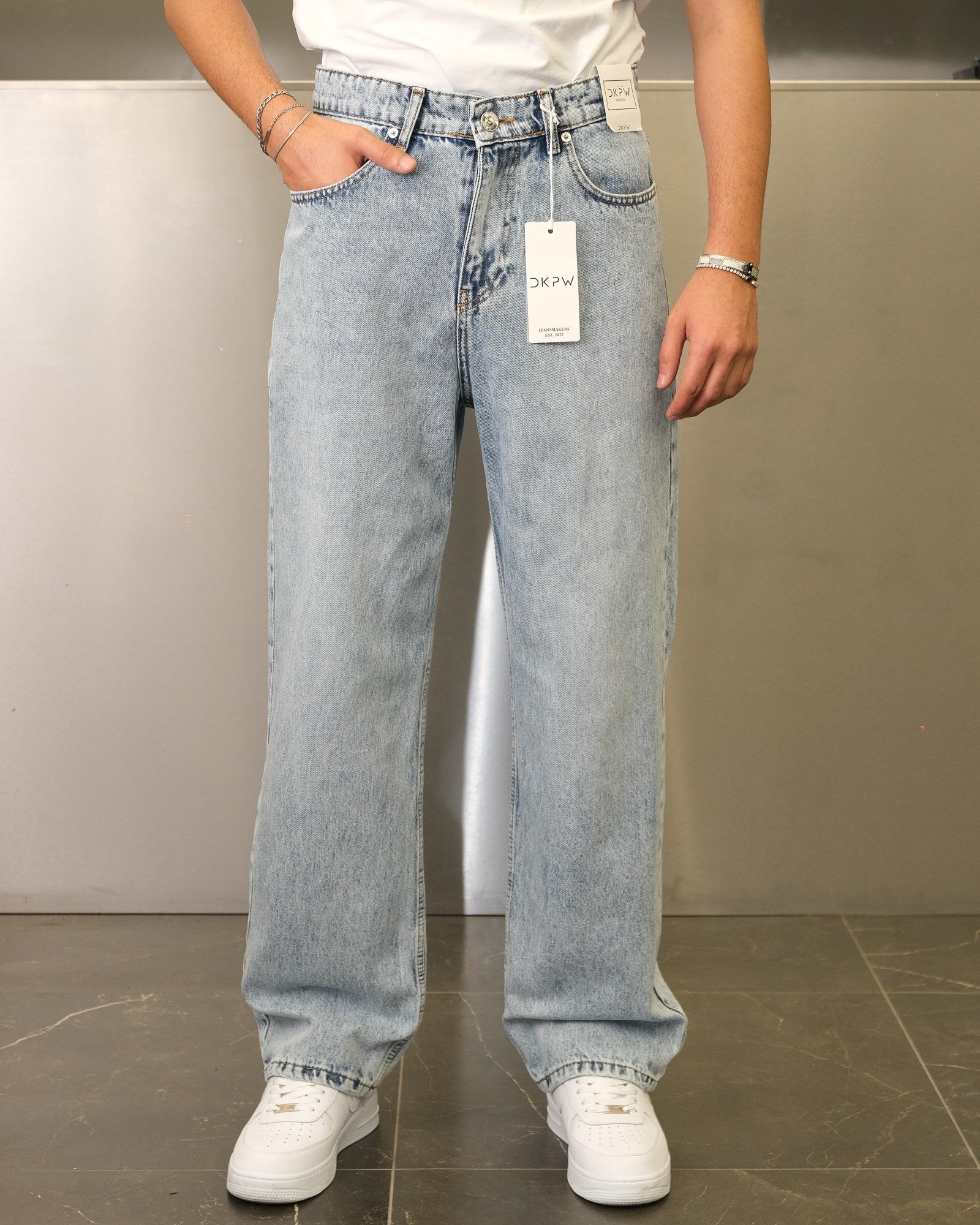 ASİT YIKAMA EFEKTLİ EXTRA BAGGY JEANS
