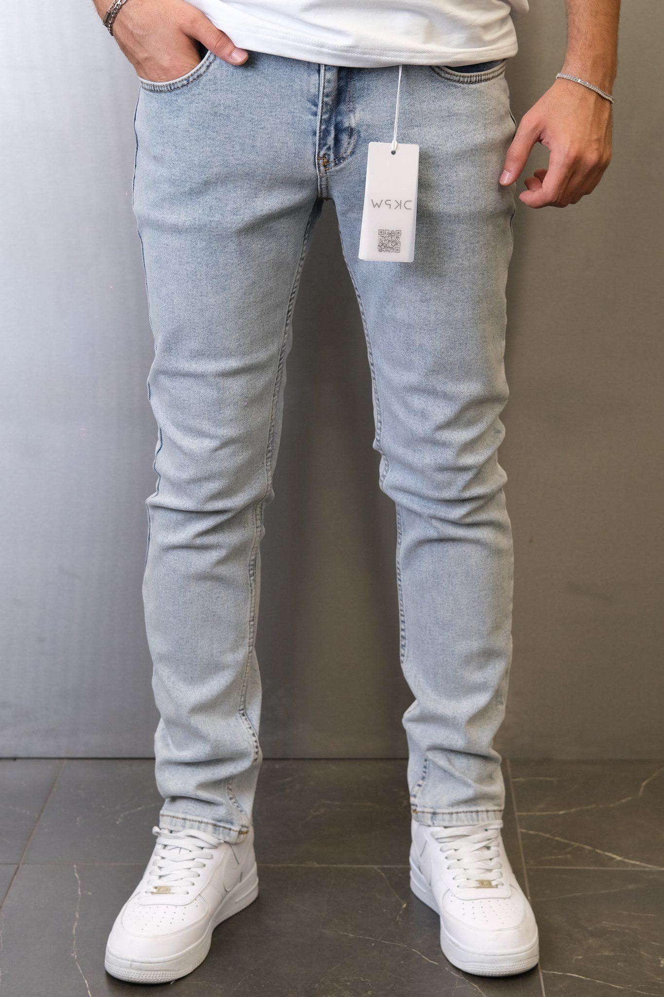 BUZ MAVİ SLİM JEAN