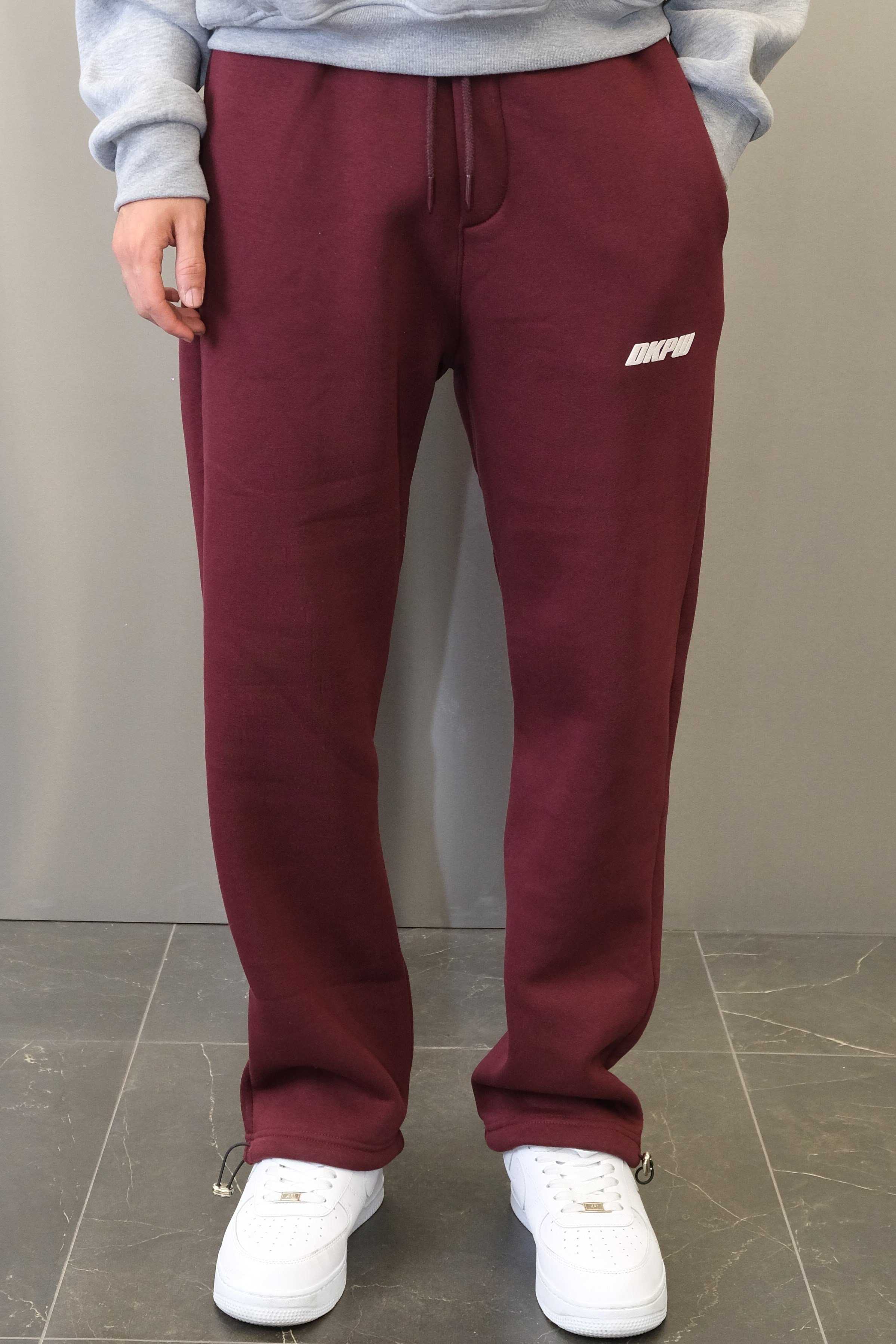 DKPW KABARTMA BASKILI BAGGY KALIP ŞARDONLU EŞOFMAN ALTI BORDO