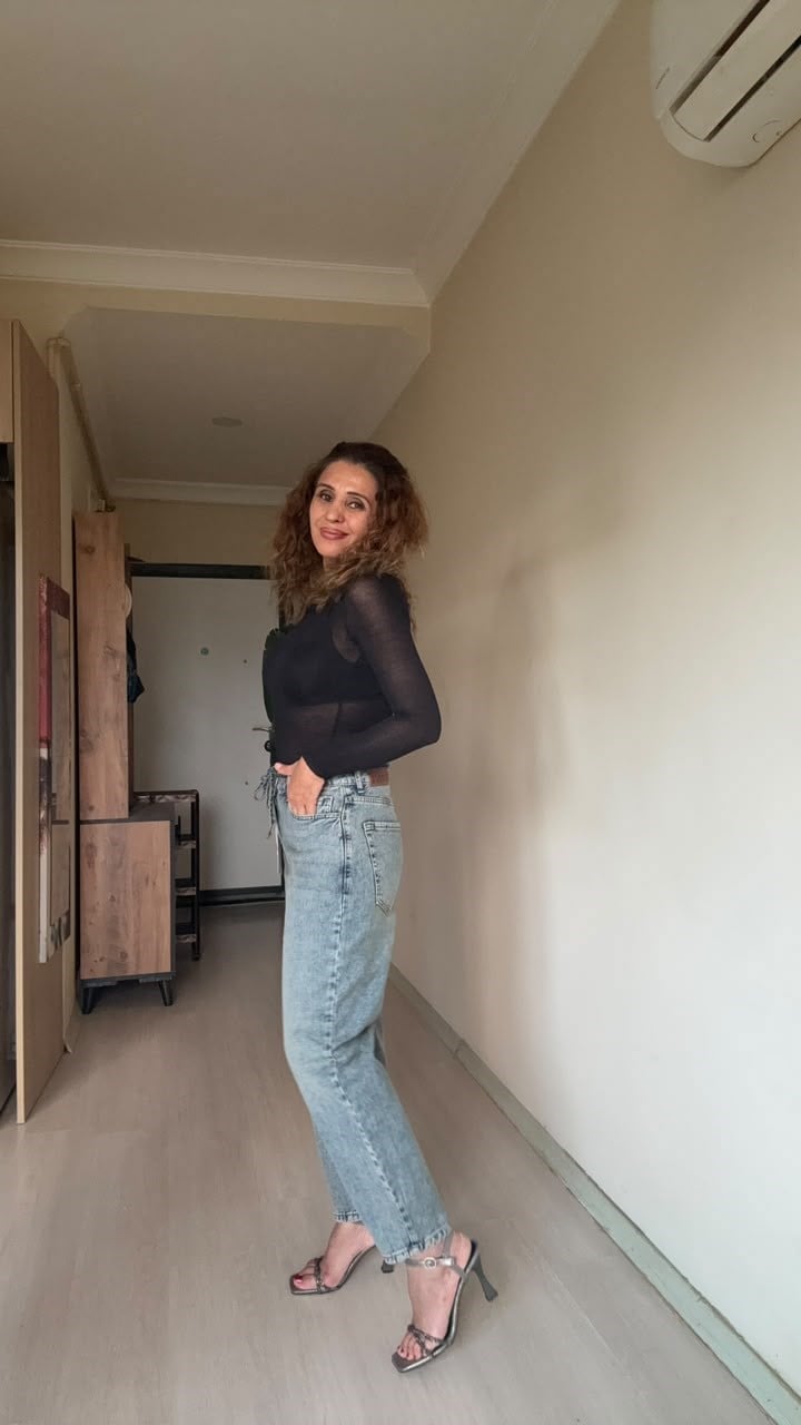 Mavi Jean
