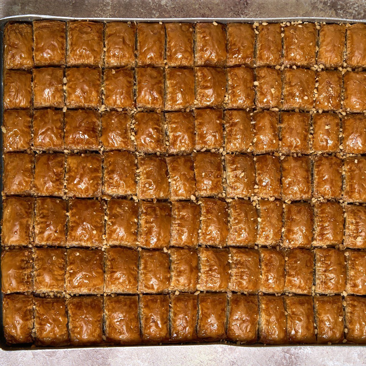 klasik-kare-cevizli-baklava-4-kg-ffe40d.jpg