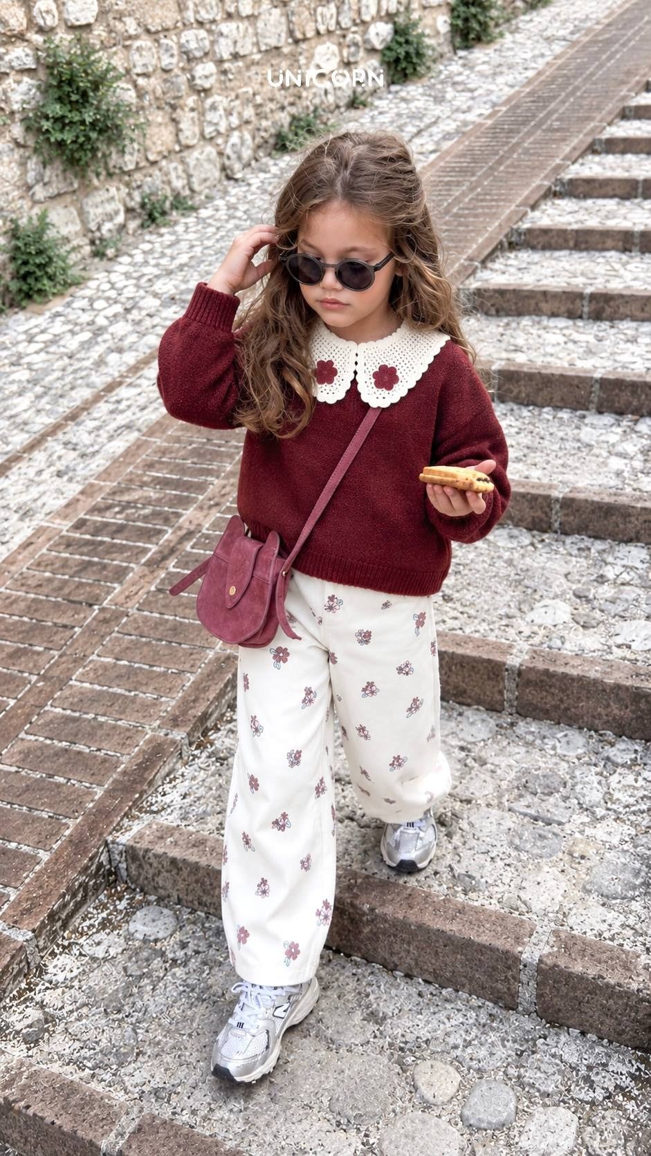 Bebe yaka pantalonlu takım
