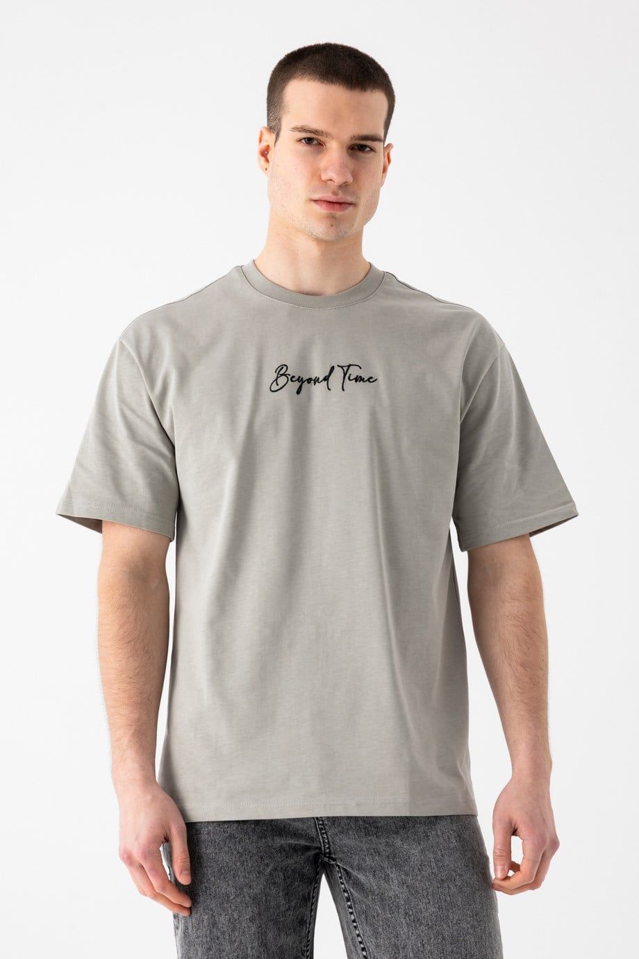 Etnik Baskılı Nakışlı T-Shirt