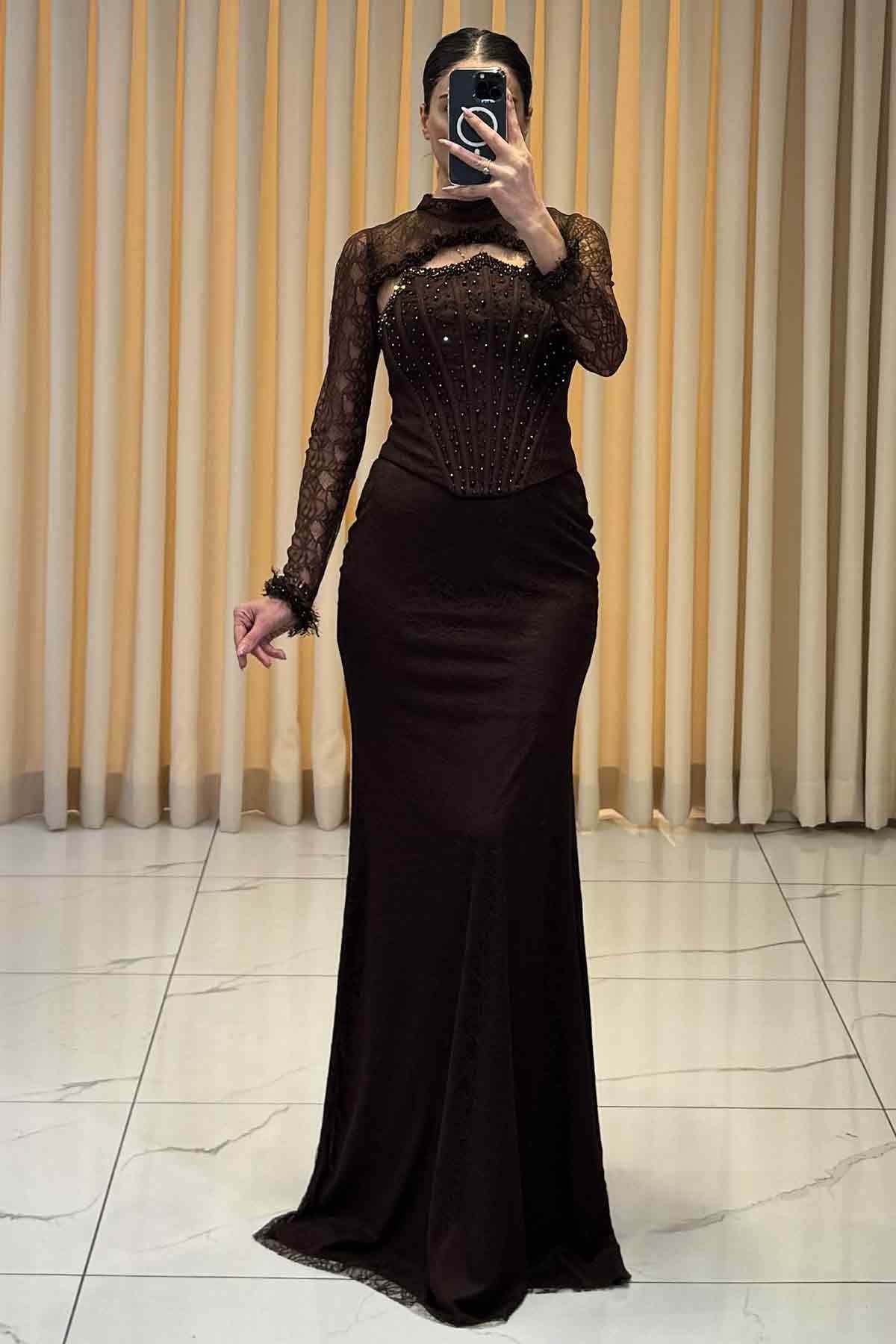 Boncuk İşlemeli Bolerolu Balık Model Abiye Kahve