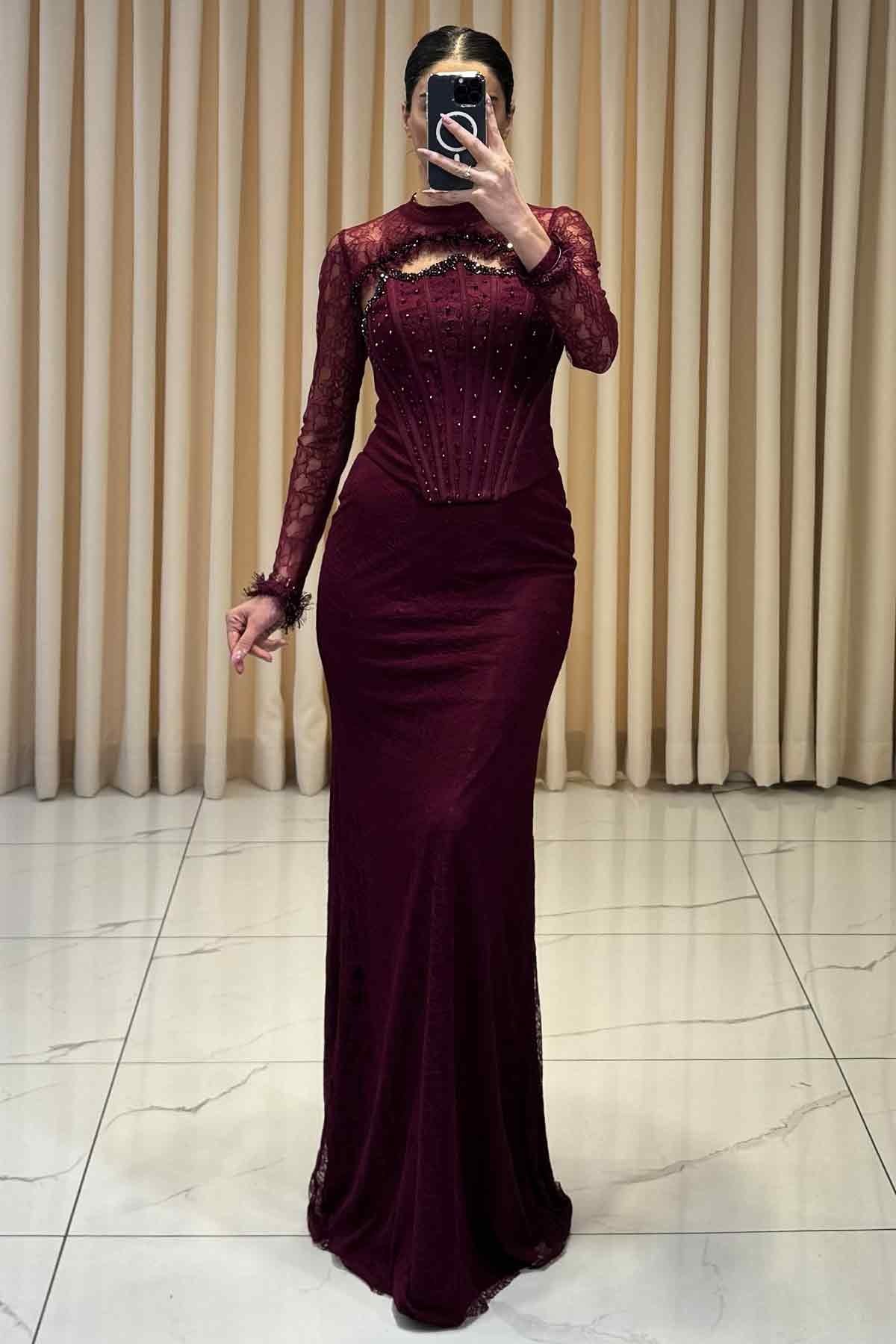 Boncuk İşlemeli Bolerolu Balık Model Abiye Mürdüm