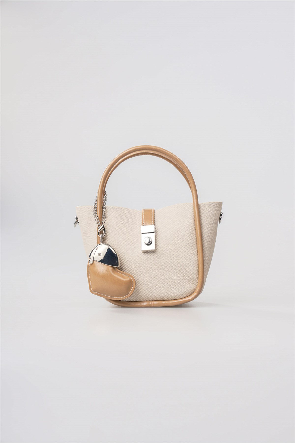 Yeşil Mini El Çantası Şık Kilit Detaylı Çapraz Askılı İki Renkli Günlük Kullanım 15x14x10 cm