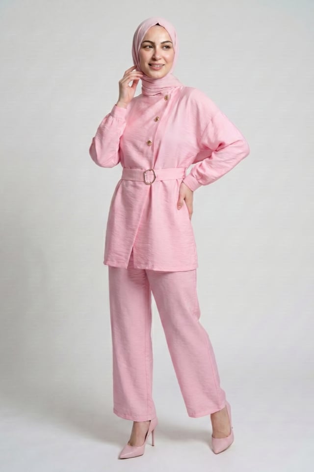 Arkası Volan Detaylı 3 Düğmeli Paraşüt Kumaş Pantolonlu Takım - Pembe