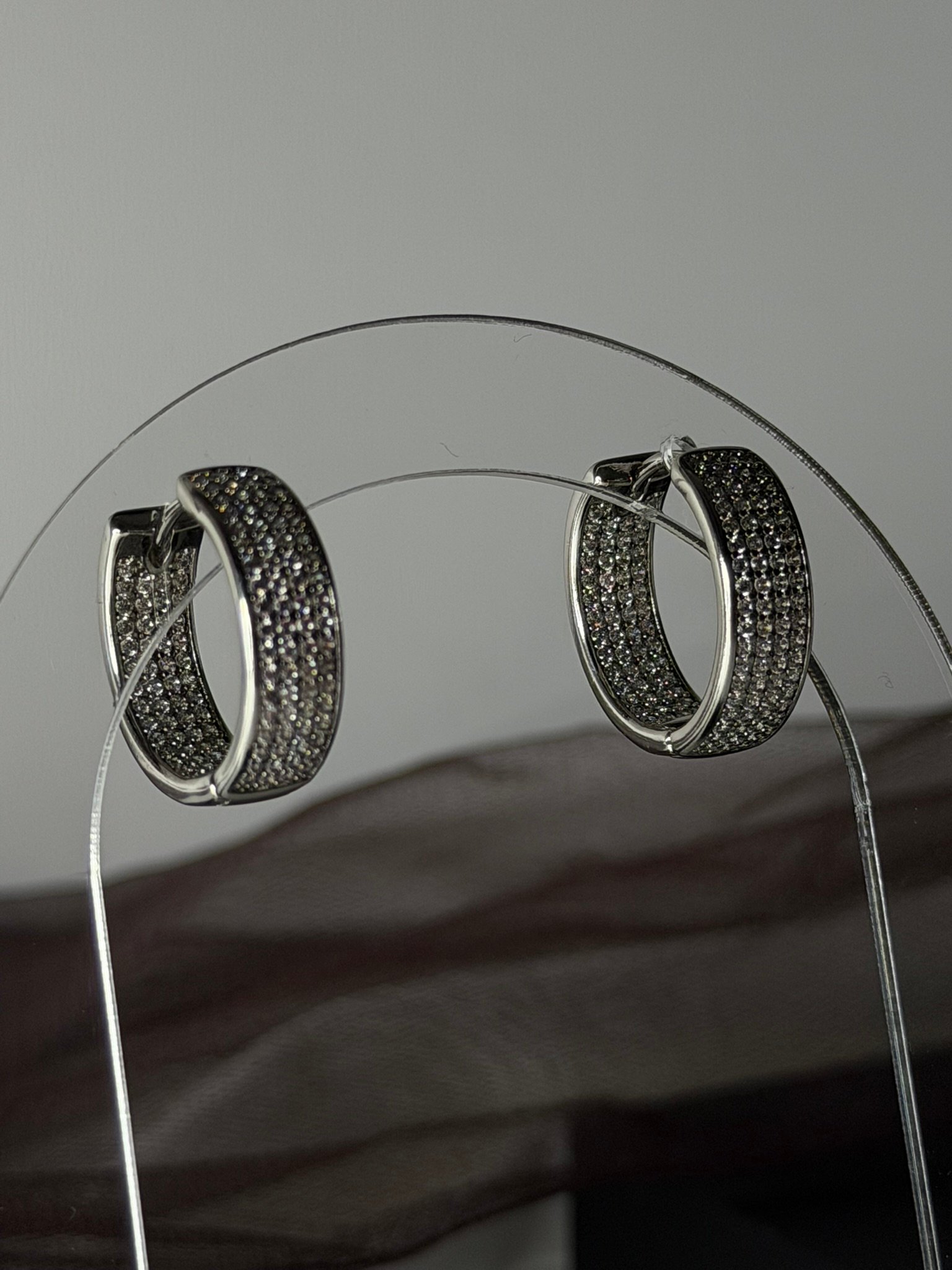 Çift Yön Taşlı Silver Halka Küpe