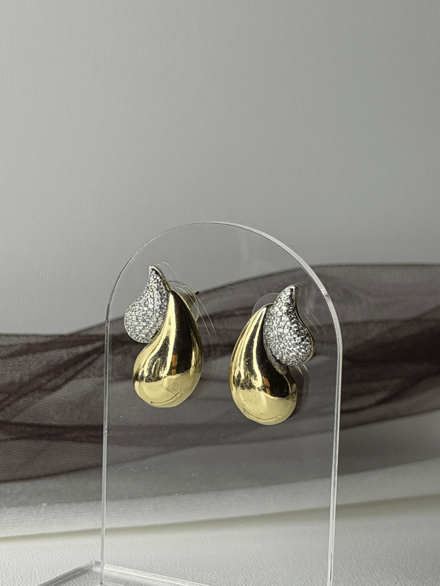 Damla Taşlı Gold Küpe