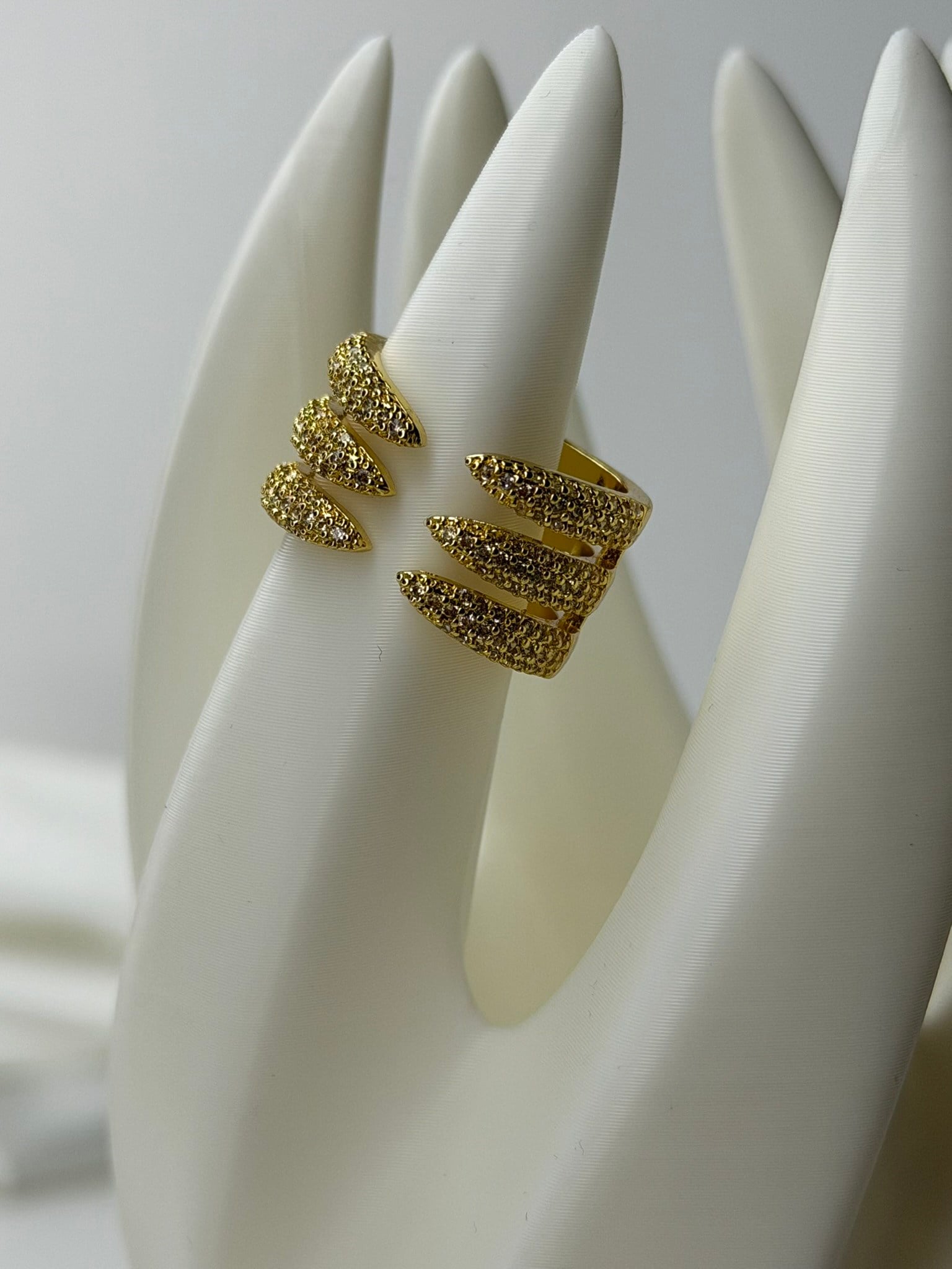 Fingers Gold Yüzük