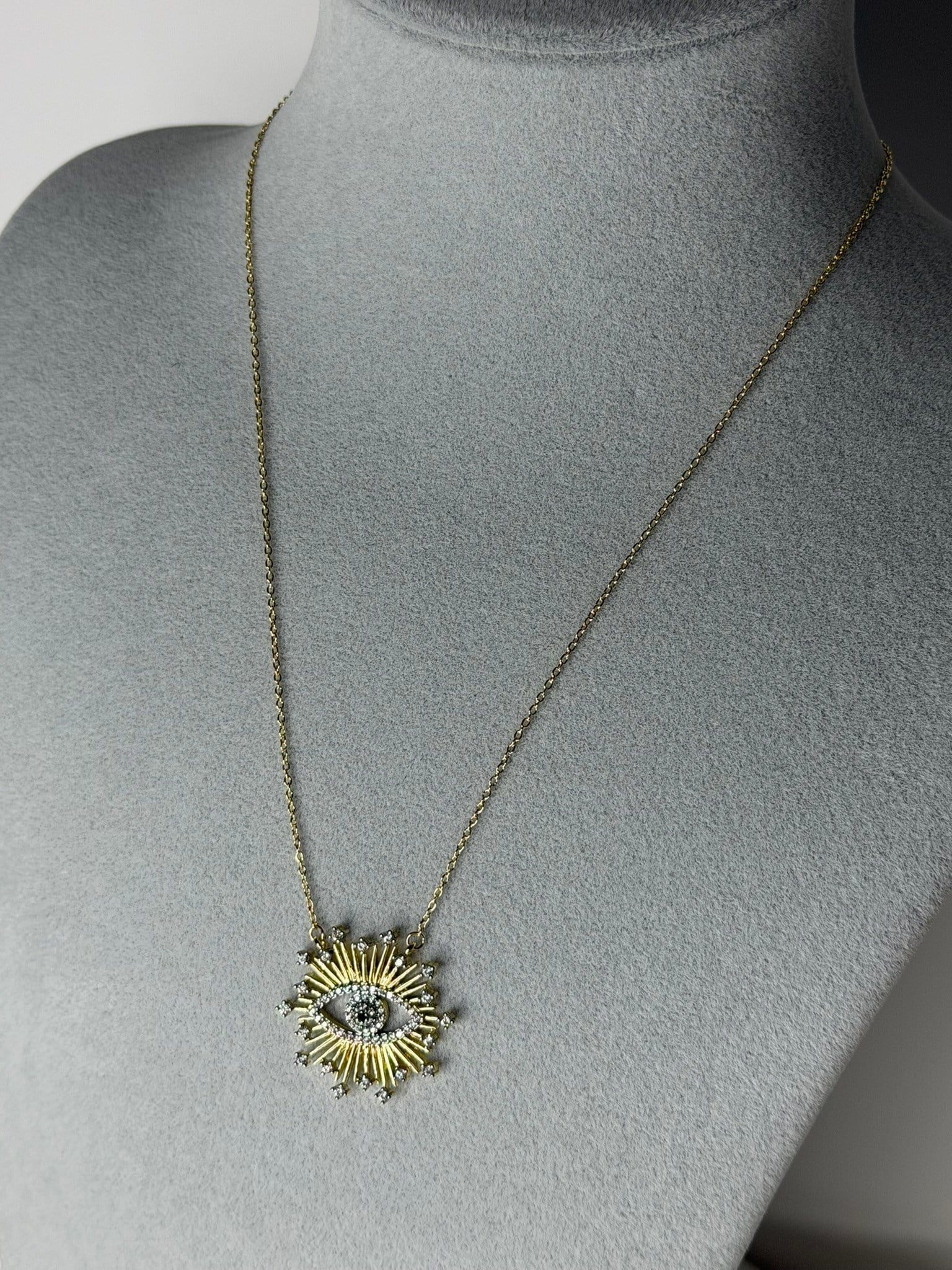 Gold Zirkon Taş Detaylı Göz Kolye