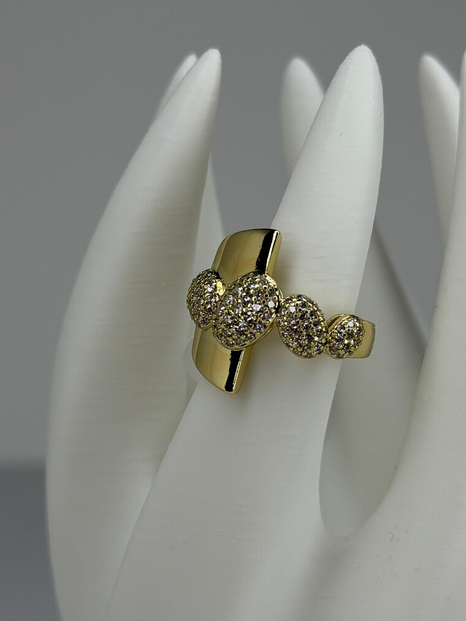 Radiance Gold Taşlı Yüzük