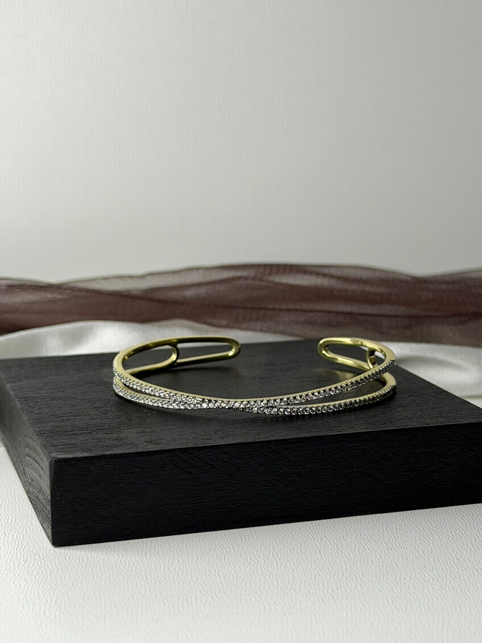 X Model Gold Kelepçe Bileklik