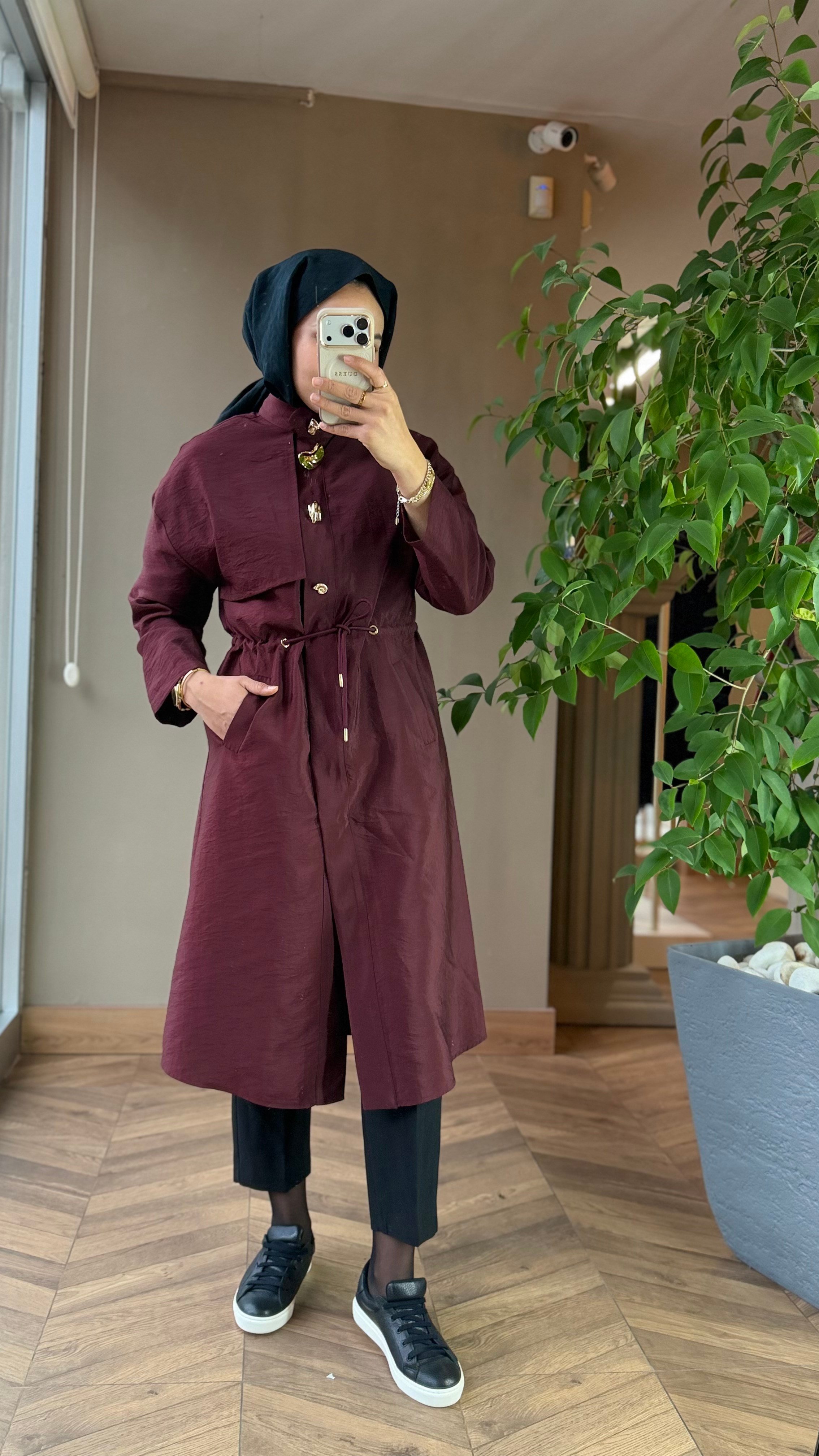 Aksesuar Detaylı Kuşaklı Trenç | Bordo