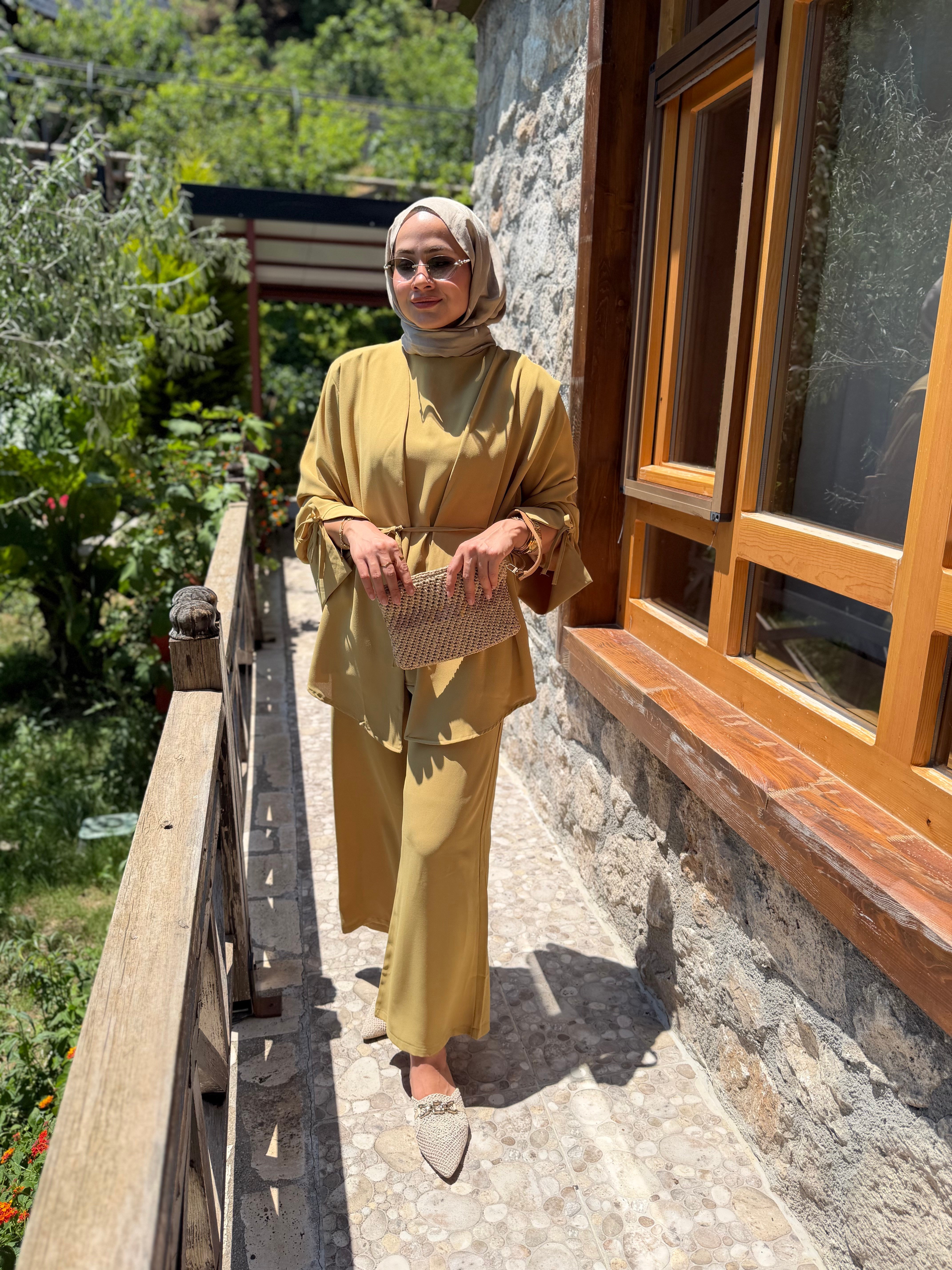 Mona Üçlü Takım | Yağ Yeşili
