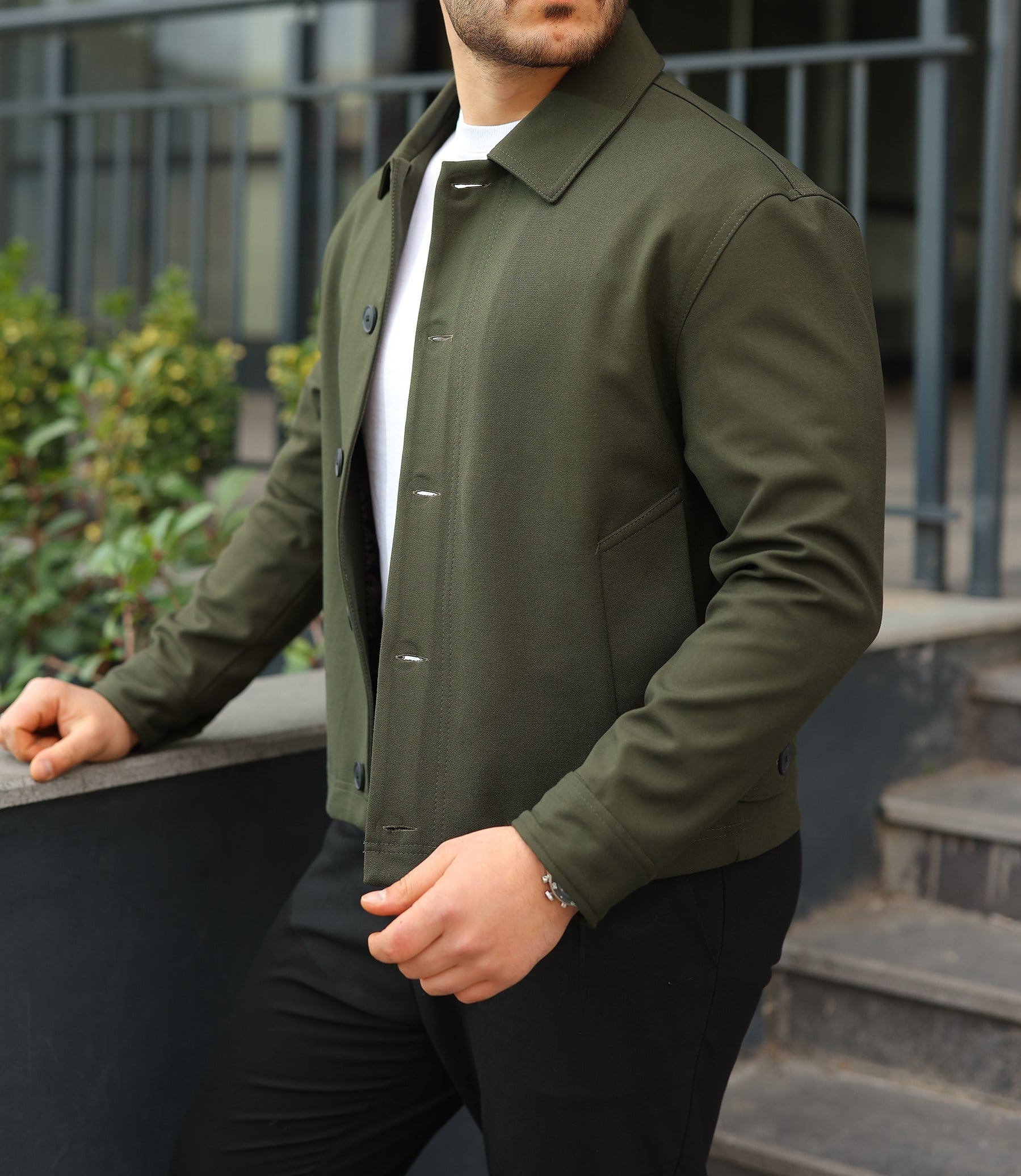 Düğme Detaylı  Haki Hafif Oversize Kumaş Ceket- Trend Sokak Modası