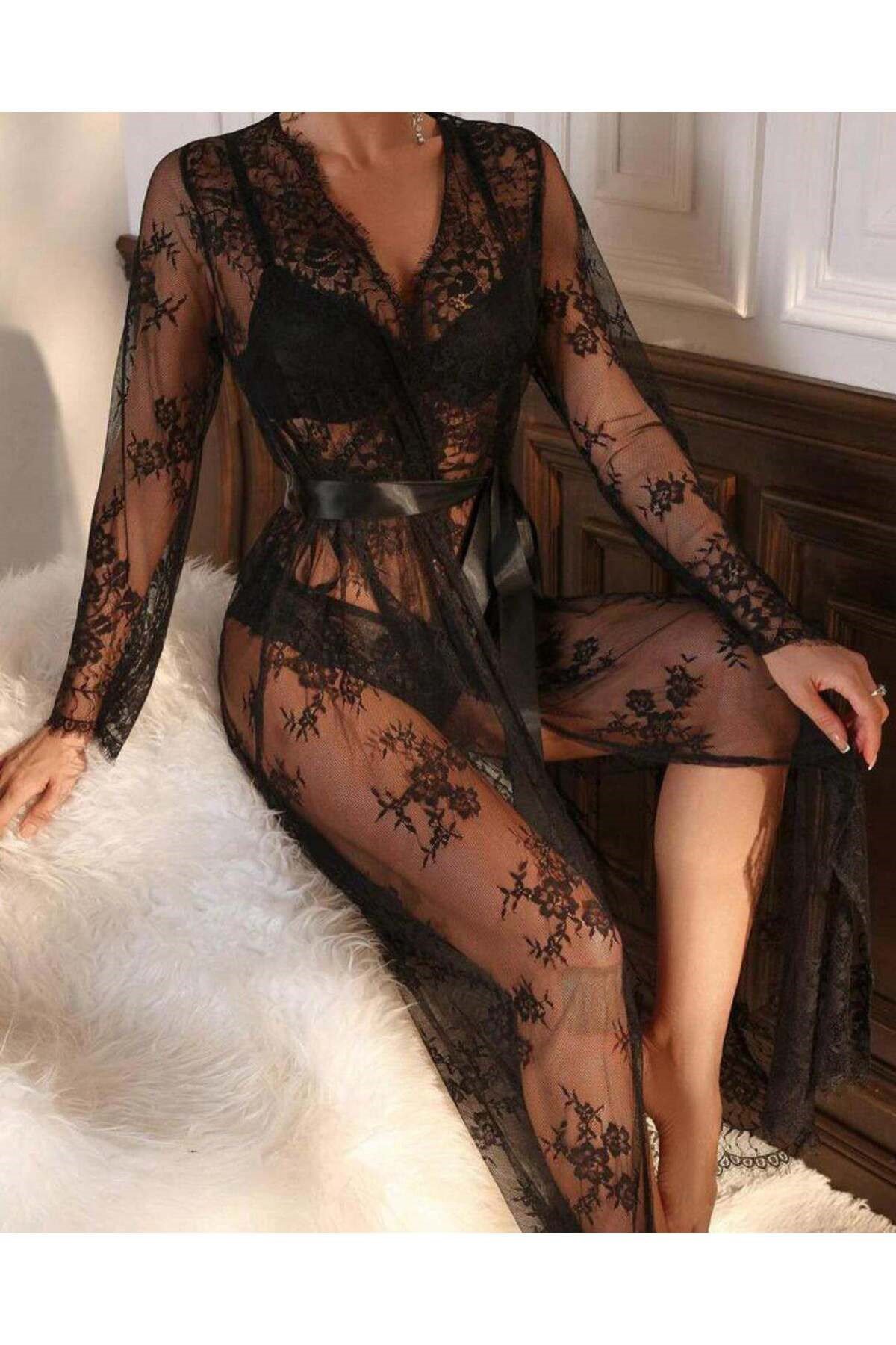Dantel detaylı uzun kimono