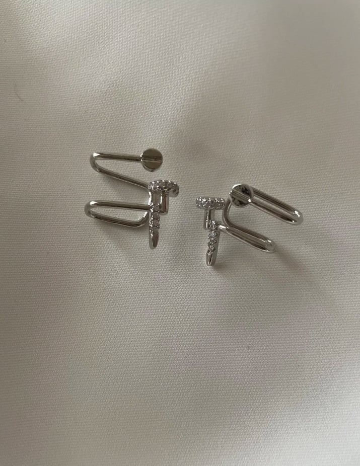 Çivi Kıkırdak Küpe 