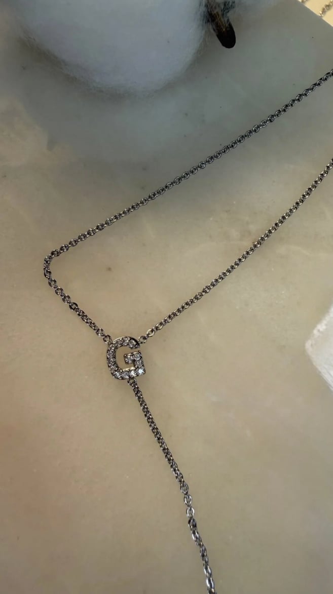 Harf Sallantılı Kolye