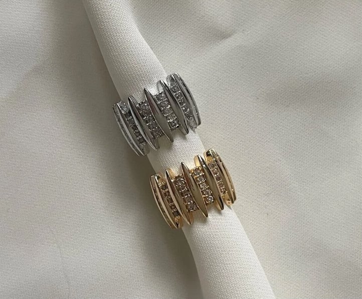 Zigzag Kıkırdak Küpe