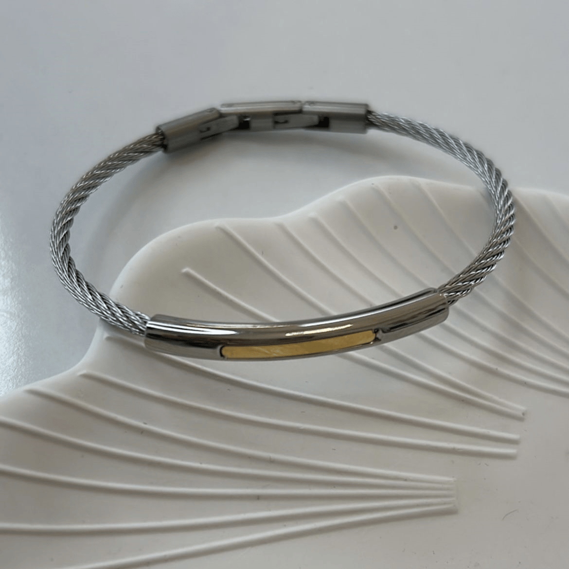 Çelik Gold Plaka Detaylı Bileklik 21cm