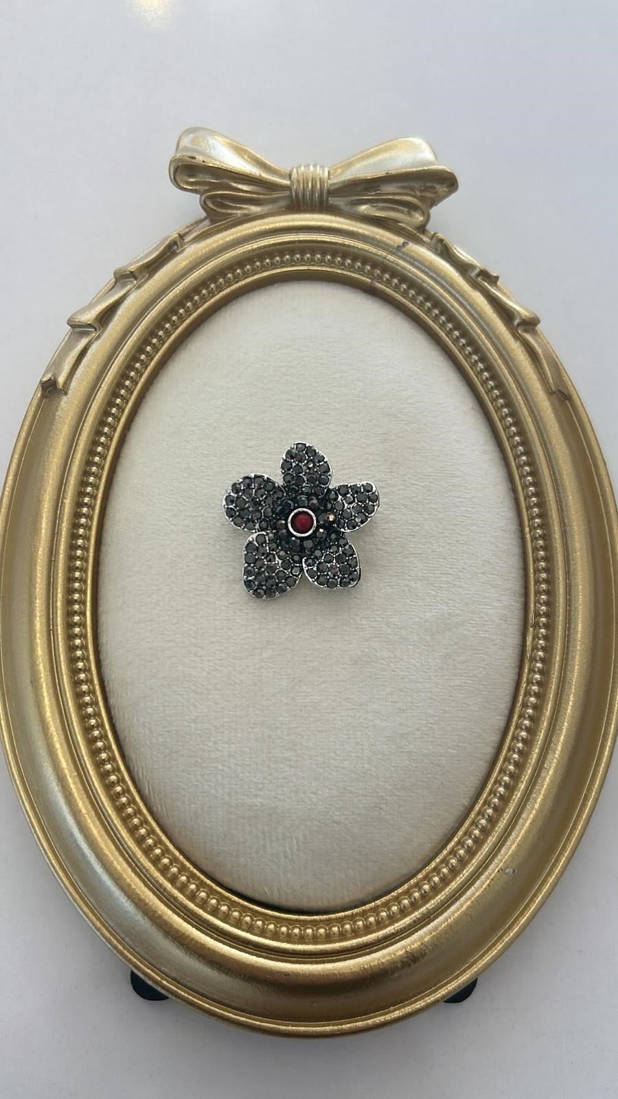 Hematit Taşlı Çiçek Broş 3cm