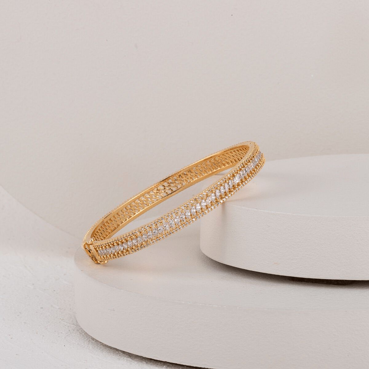 İthal Zirkon Taşlı Kelepçe 17 cm