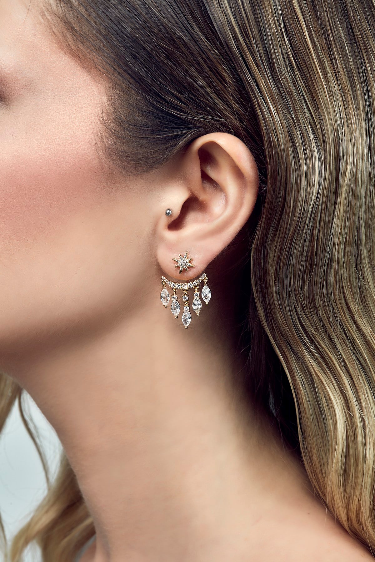 Özel Seri Gold Taşlı Taç Küpe 