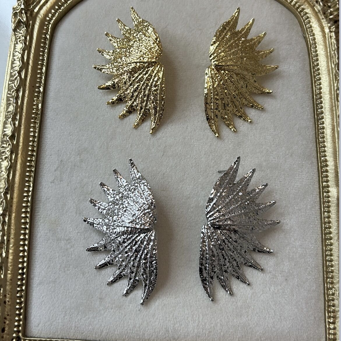 Özel Seri Plaka Kanat Küpe 6 cm