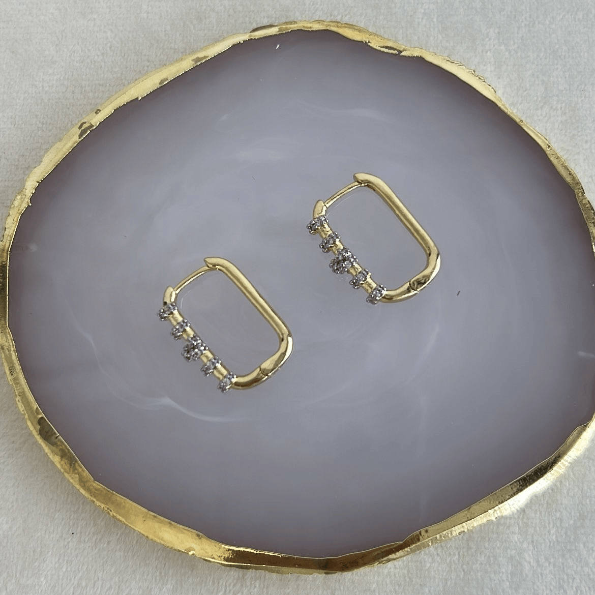 Özel Seri Zirkon Taşlı Oval Halka Küpe 1,5cm