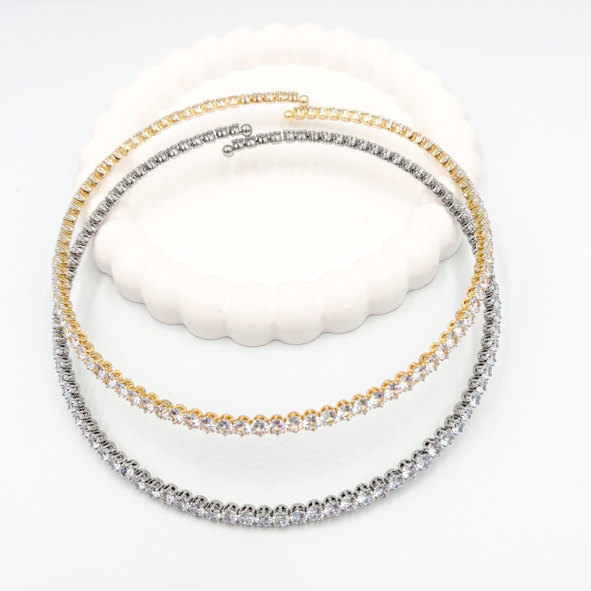Özel Seri Zirkon Taşlı Yaylı Choker Su Yolu Kolye