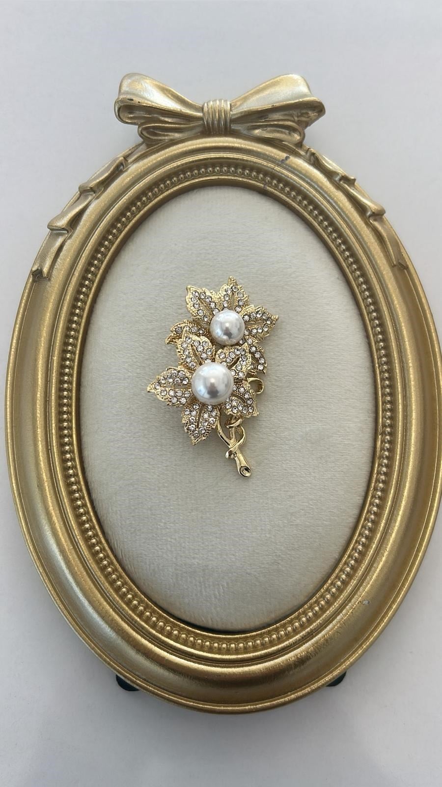 Taşlı İncili Çiçek Broş 6cm