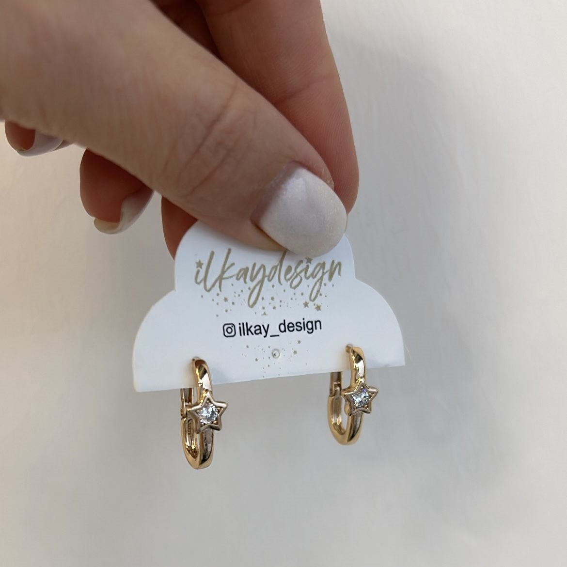 Vip Seri Yıldızlı Oval Küpe 2cm