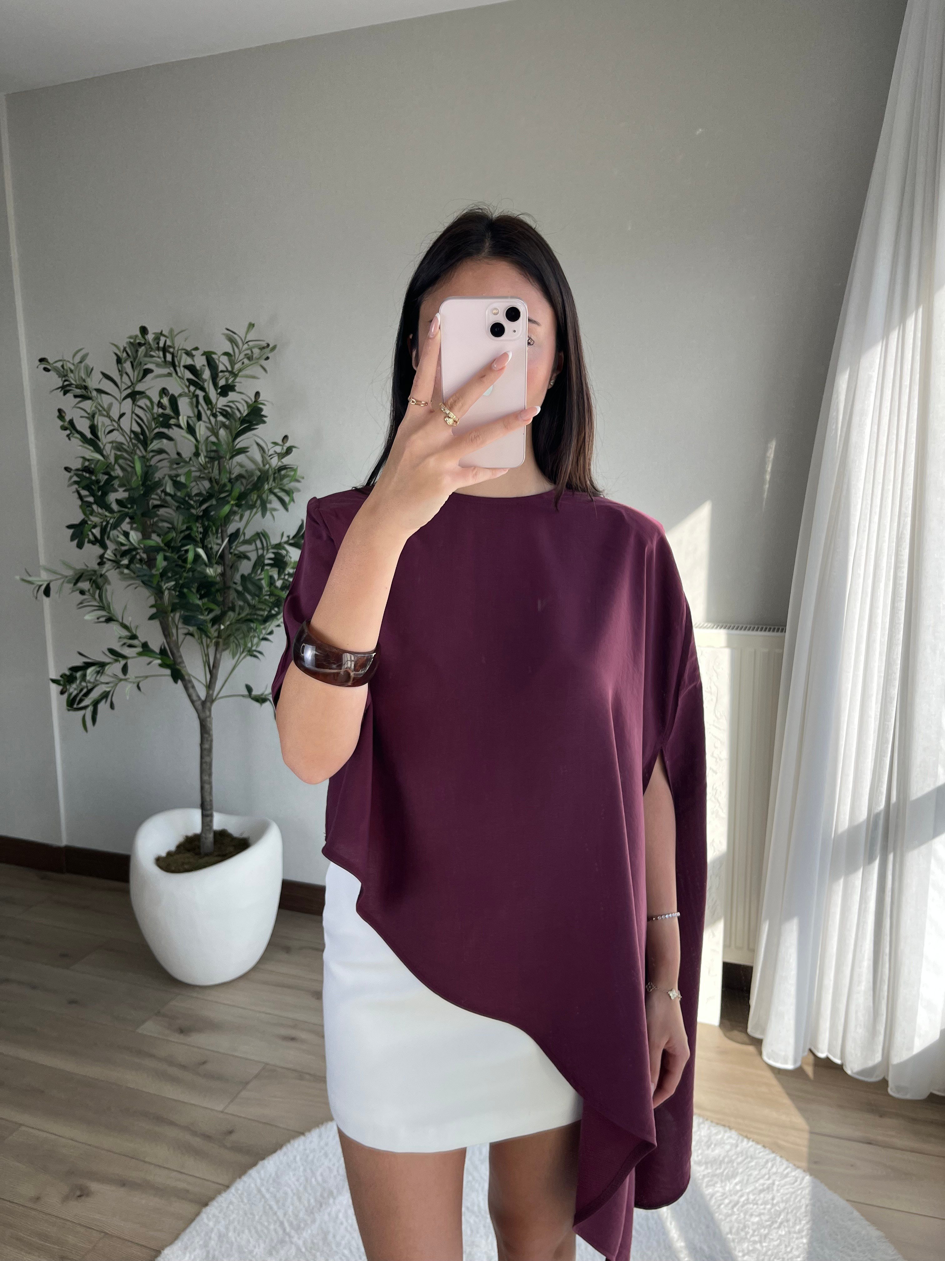 Asimetrik Kesim Vatkalı Bluz Bordo