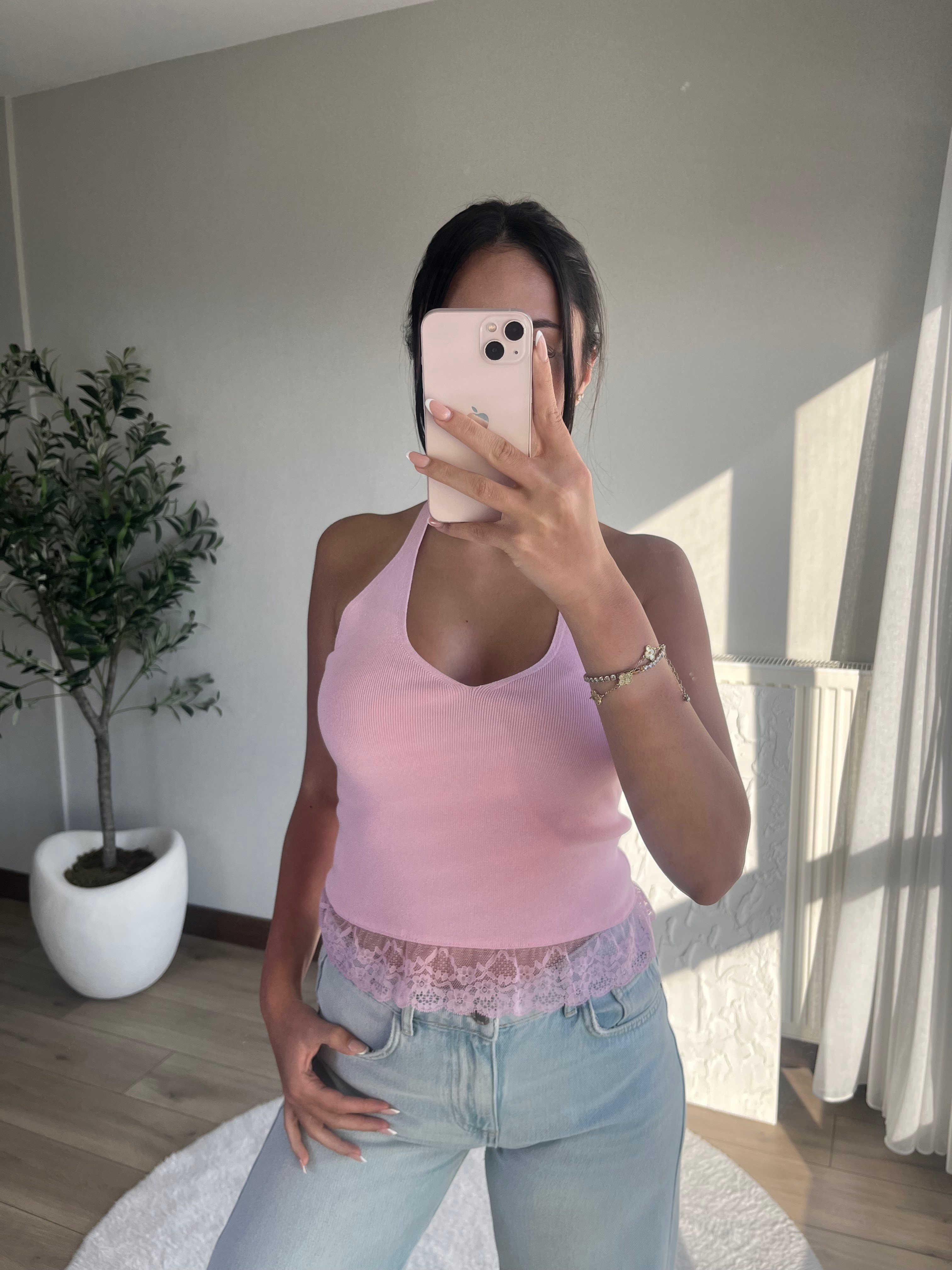 Halter Yaka Dantel Detaylı Bluz Pembe