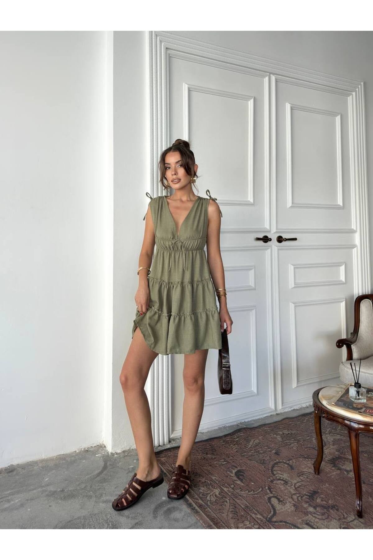 Kadın Bağcıklı V Yaka Kat Kat Volanlı Mini Elbise HYN-58067 - HAKİ