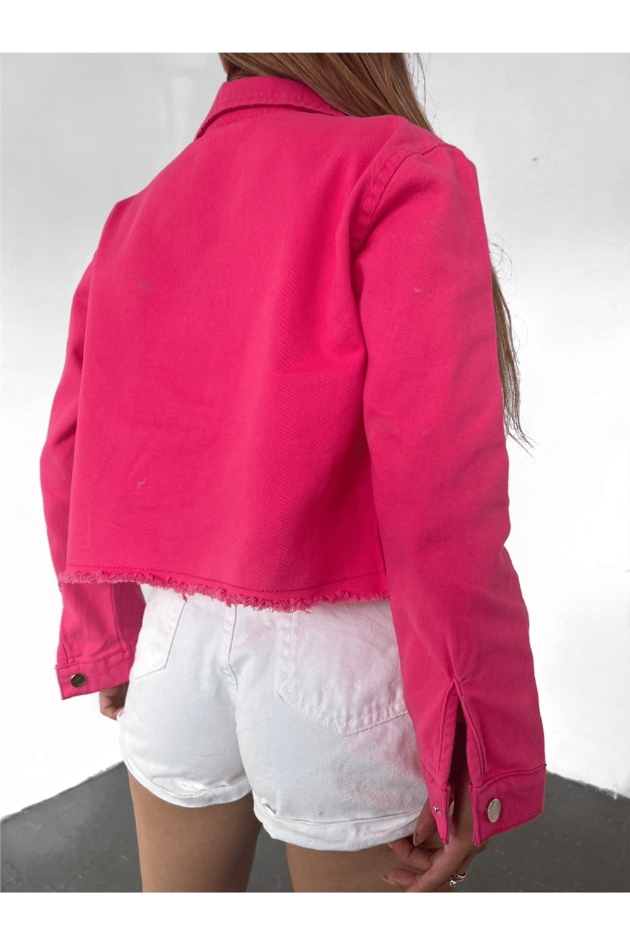 Kadın Çift Cepli Çıtçıt Düğmeli Eteği Püsküllü Crop Denim Ceket Zyn-58392 - FUŞYA · 8