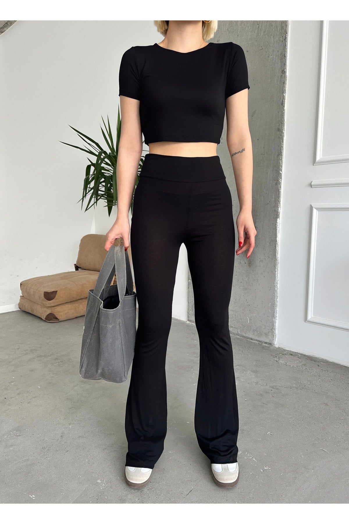 Kadın Crop Bluz Tayt Basic Takım ZYN-58842 - Si̇yah 2